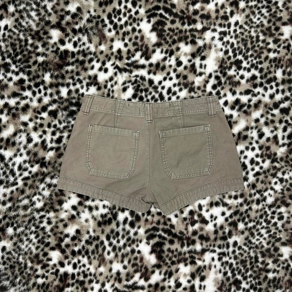 Abercrombie & fitch mini shorts size 2 - Picture 4 of 4